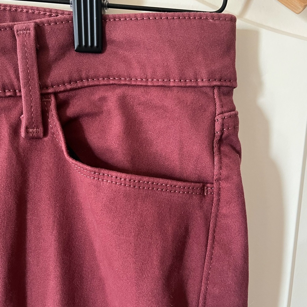 Denizen from Levi’s Mauve High Rise Skinny Stretchy Pants Women's size 8 - Picture 4 of 16